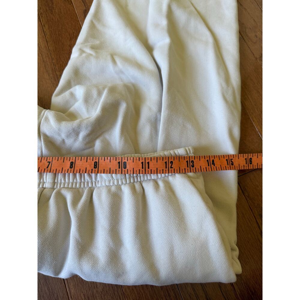 Vuori | Women’s Size Small Sedona Sweatpant Joggers in Bone Athlesuire Lounge - Picture 10 of 10